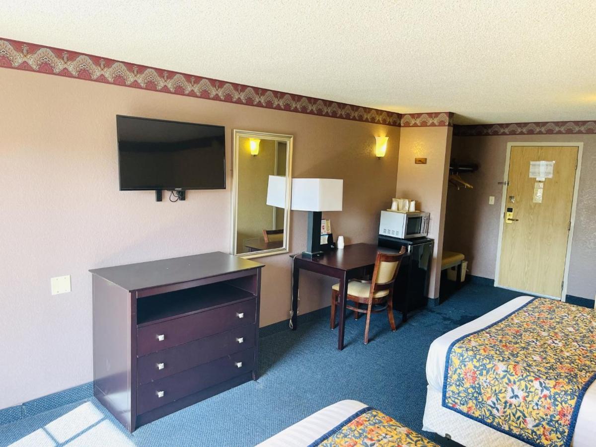 Ok Hotel Oklahoma City Bagian luar foto